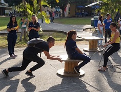 En conmemoración del Día Mundial de Prevención contra el Suicidio, la comunidad de la Universidad de Ibagué se integró en la presentación de la Ruta de Promoción de la Vida.